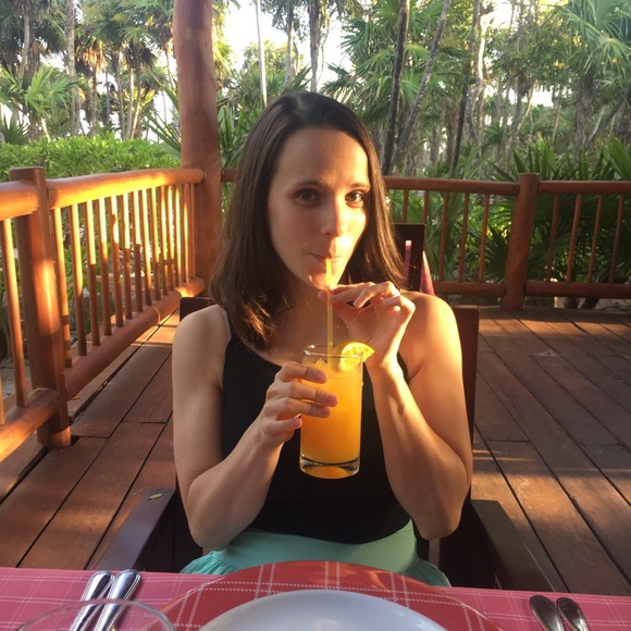 Meet your Posher, Caroline - Picture 5 of 8